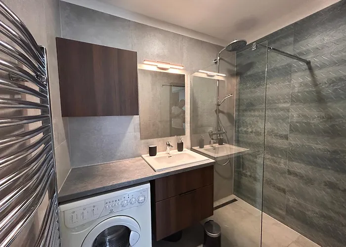 Appartement Almadi *