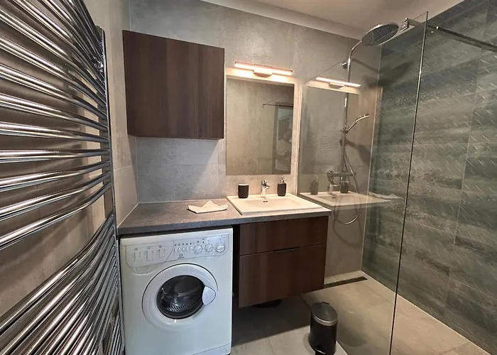 Almadi * Balatonalmádi